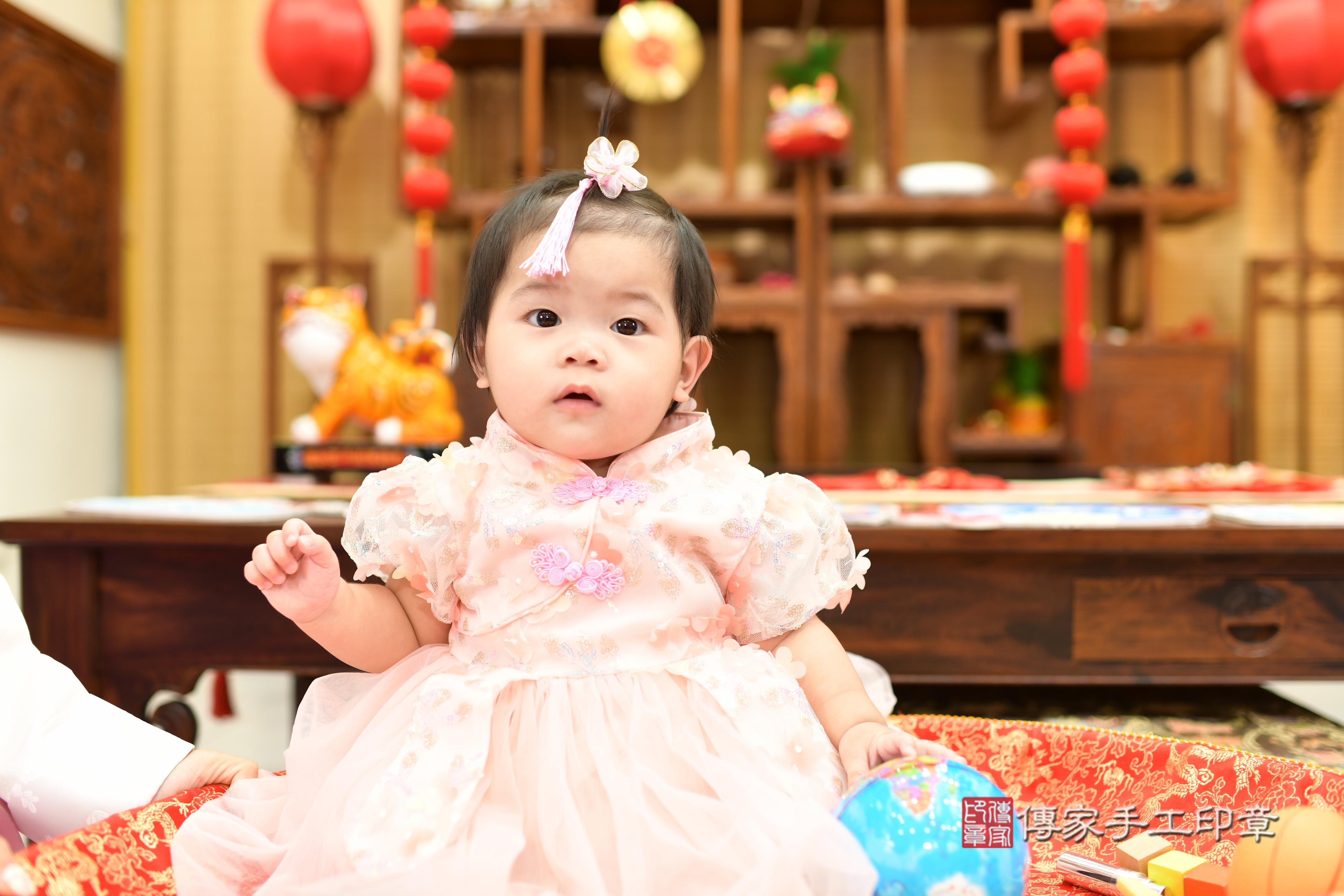 2025-07-30彤彤寶貝抓周，小孩古裝禮服照。地點：傳家「台南店」古禮會場照片集