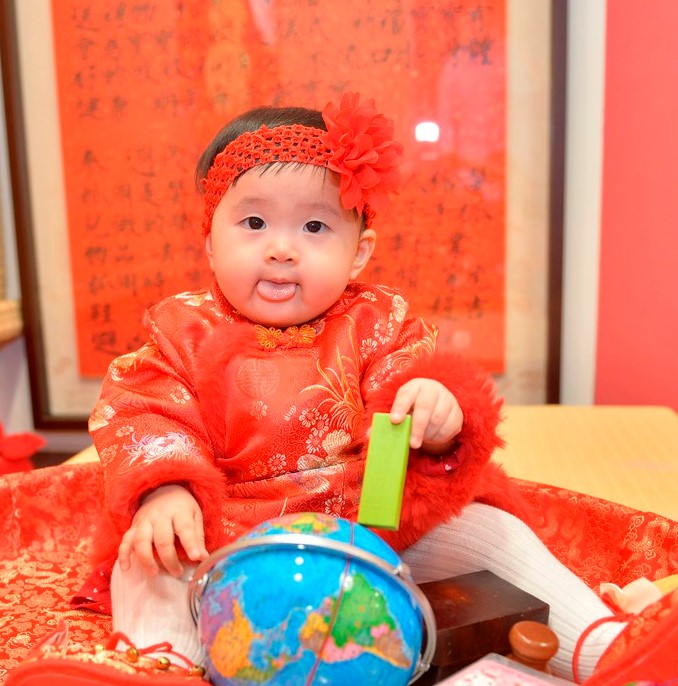 2020-12-26羅寶寶，小孩禮服(女)中式古裝禮服禮照照片集