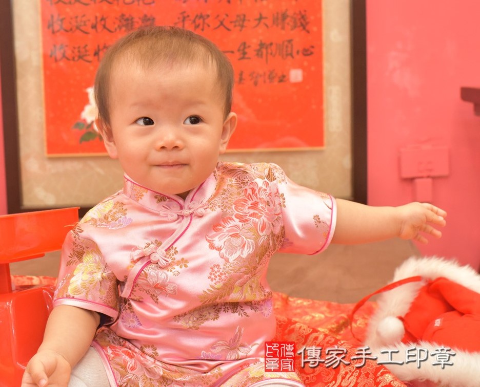 2020-12-26劉寶寶，小孩禮服(女)中式古裝禮服禮照照片集