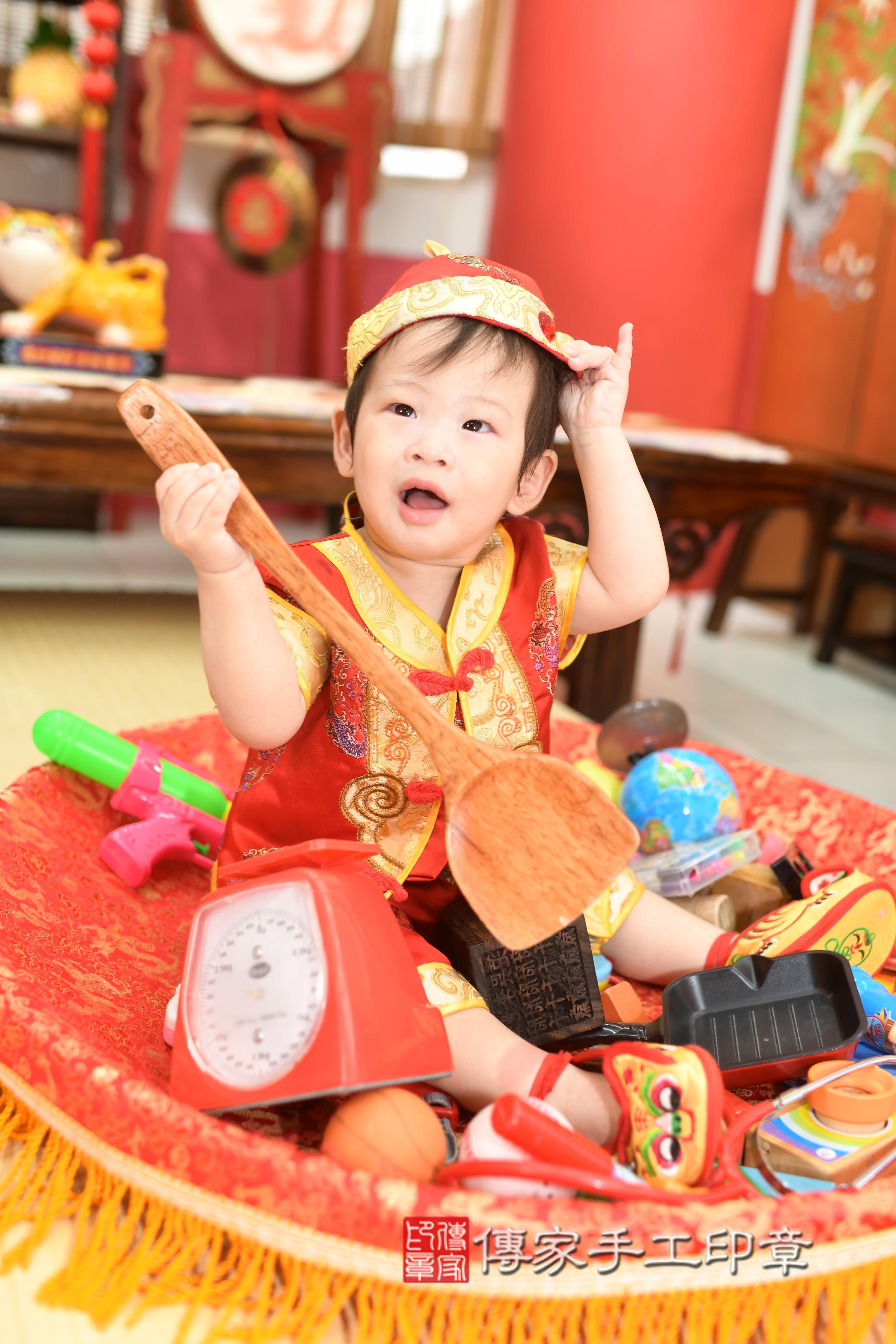 2025-07-30昊昊寶貝抓周,小孩古裝禮服照。地點:傳家「高雄店」古禮會場照片集