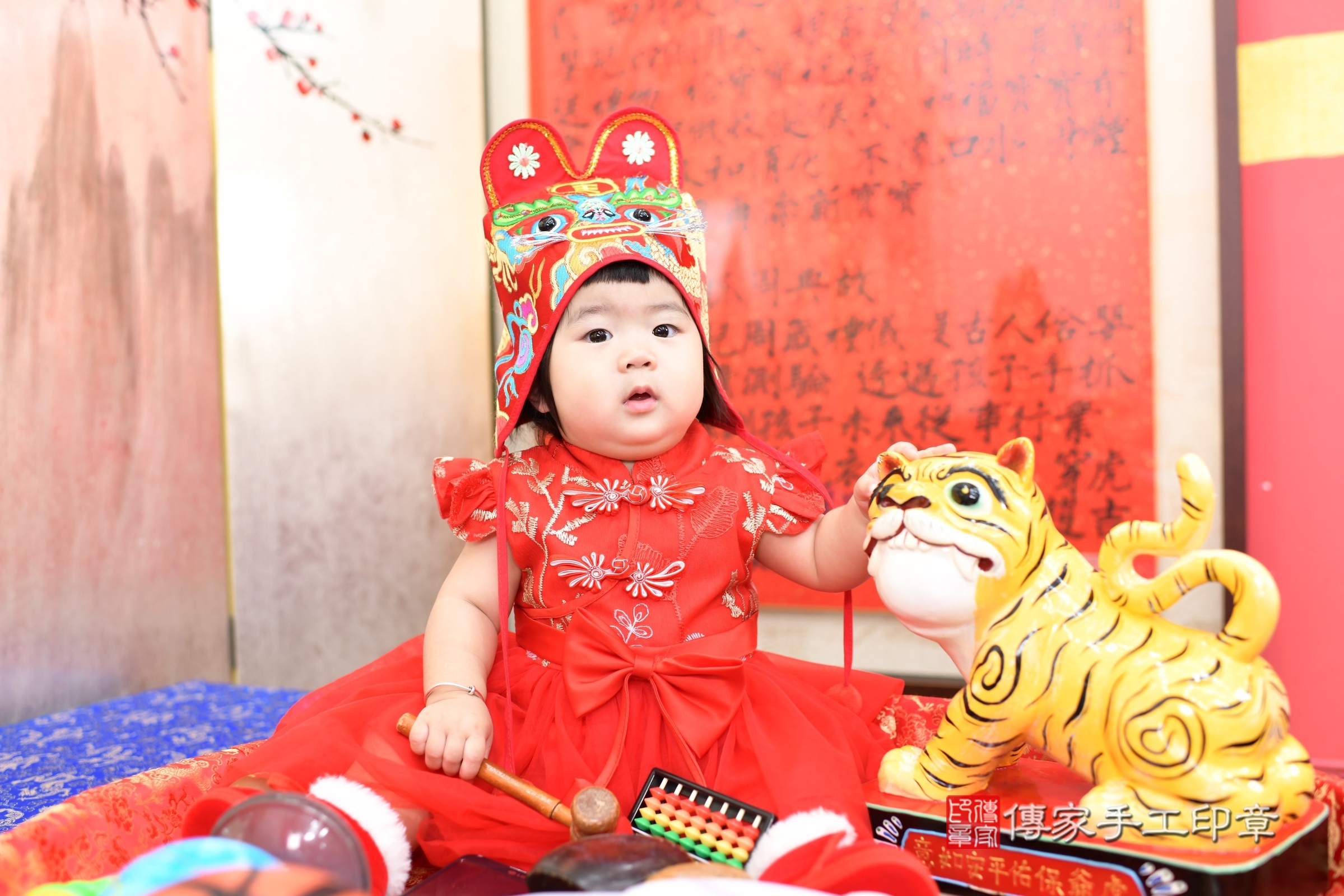 2025-07-05瑄瑄寶寶抓周，小孩古裝禮服照。地點：傳家「新北店」古禮會場照片集