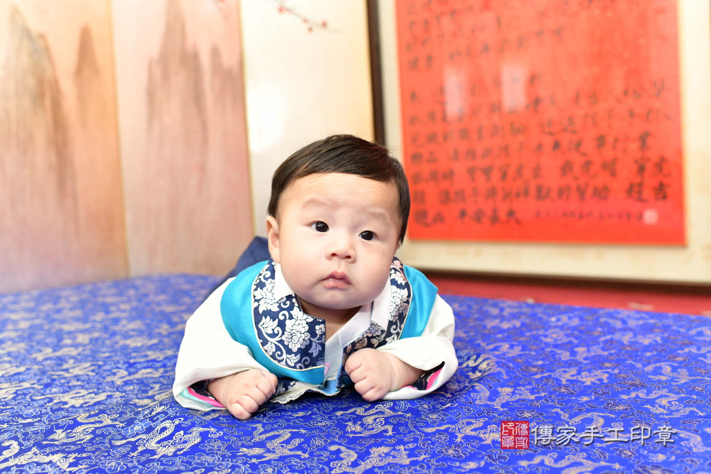 2025-05-11小誠寶寶收涎，小孩古裝禮服照。地點：傳家「新北店」古禮會場照片集