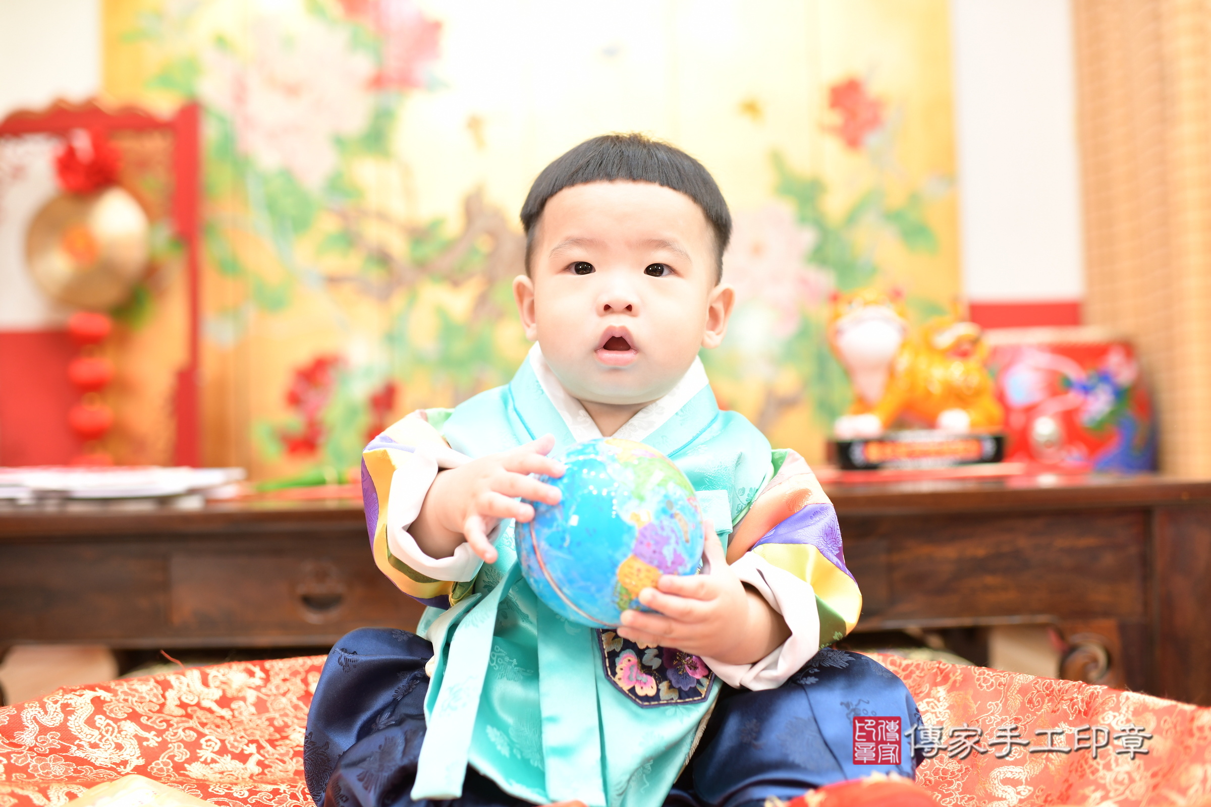2025-08-09小震寶寶抓周，小孩古裝禮服照。地點：傳家「台北店」古禮會場照片集