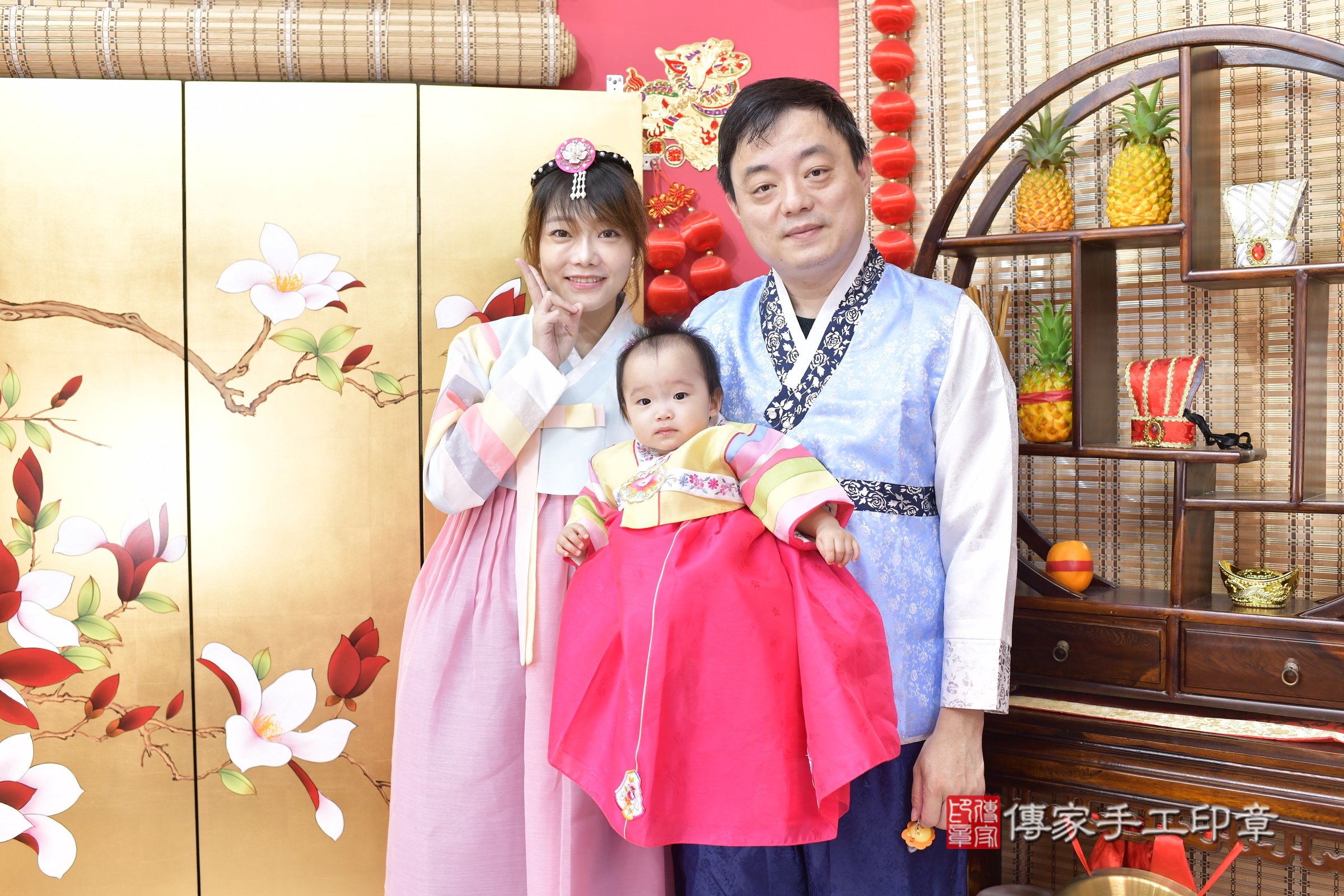 2025-08-16孜孜寶寶抓周，成人與小孩古裝禮服照。地點：傳家「新竹店」古禮會場照片集