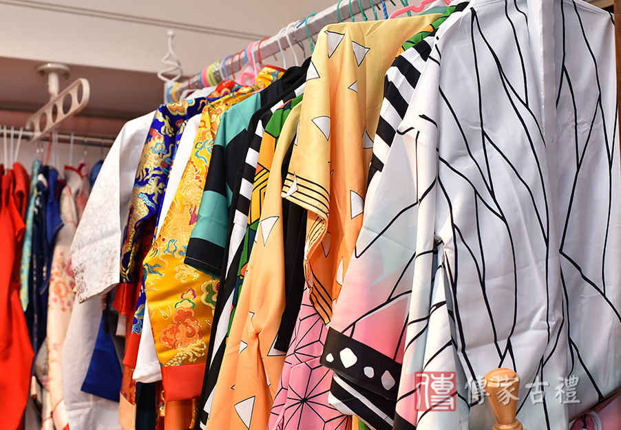 50多款日式古裝禮服，提供挑選穿搭拍照