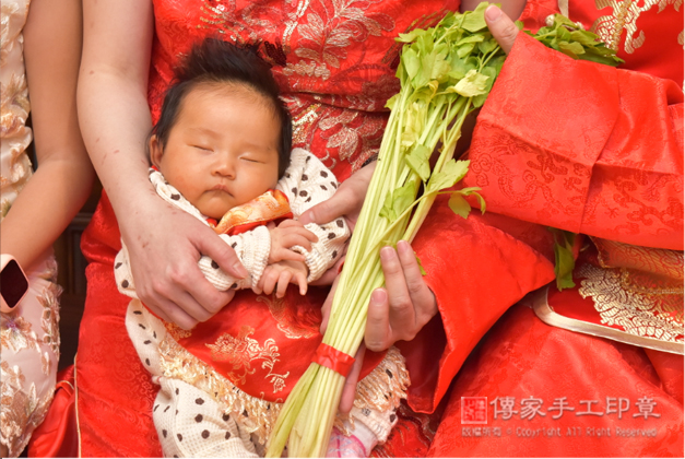 寶寶剃胎毛「芹菜」祝福儀式