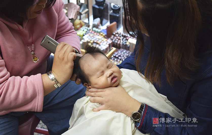 來店剃頭儀式過程照