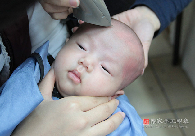 免費嬰兒剃胎毛