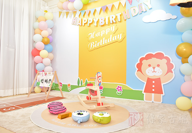 台中門市，美式風會場照