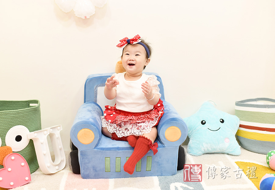 美式抓周儀式:生日快樂歌