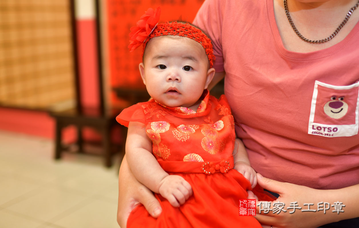 周寶寶收涎-2021/10/30-中式小孩禮服樣式5.jpg