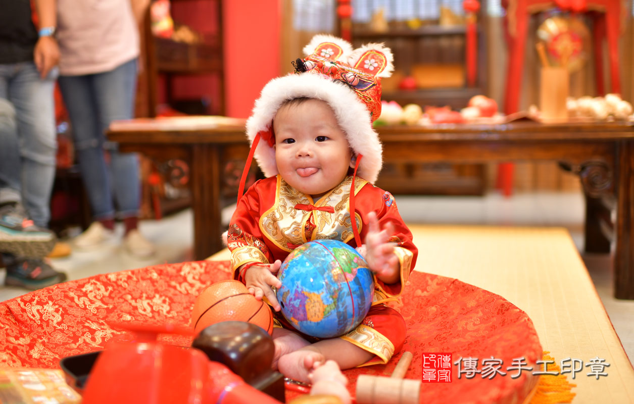 張寶寶抓周-2021/09/20-中式小孩禮服樣式2.jpg