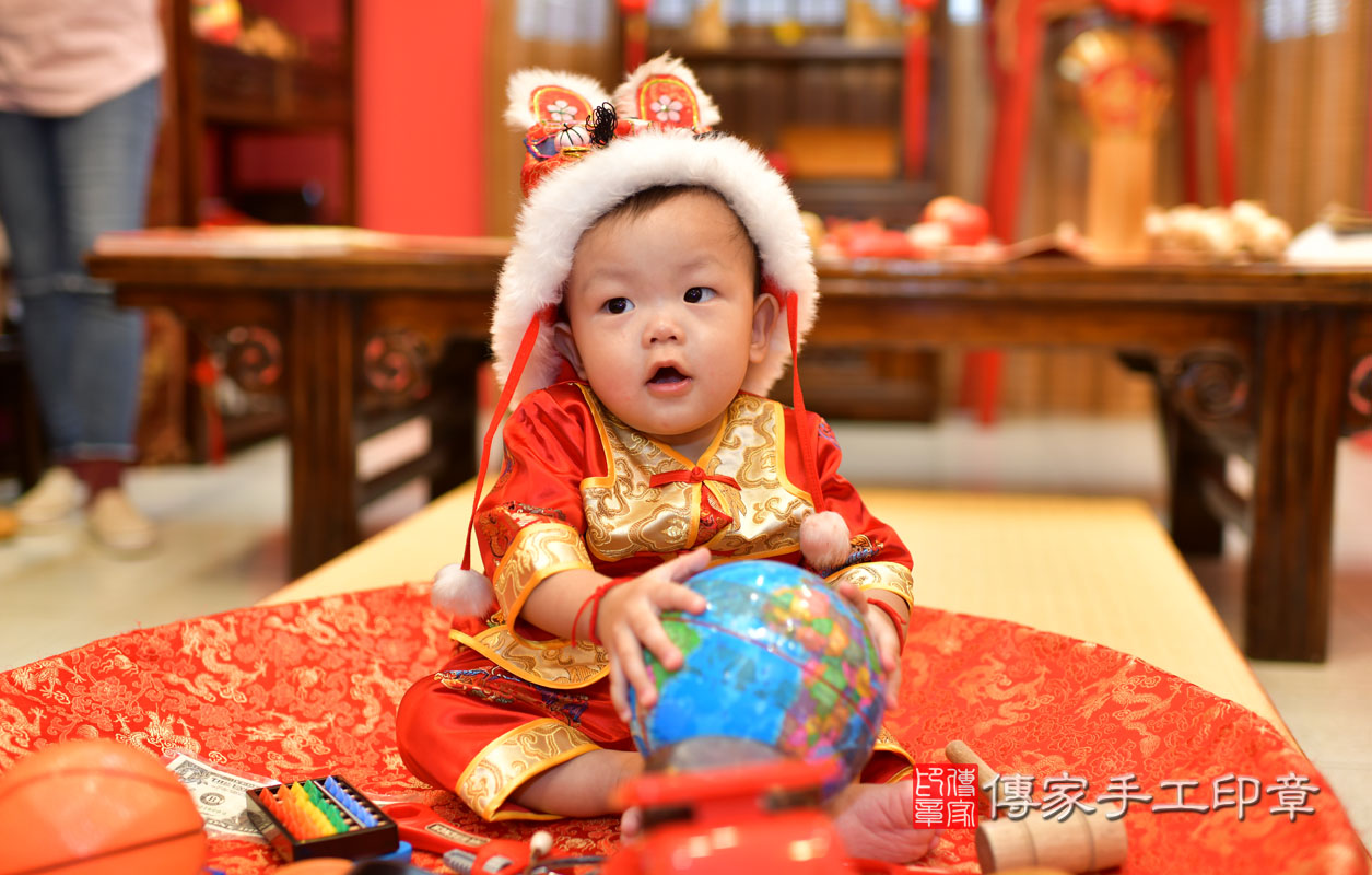 張寶寶抓周-2021/09/20-中式小孩禮服樣式3.jpg