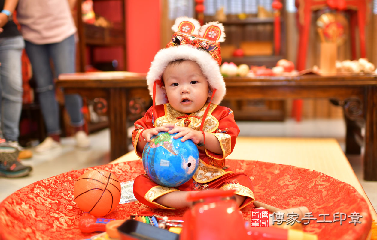 張寶寶抓周-2021/09/20-中式小孩禮服樣式4.jpg