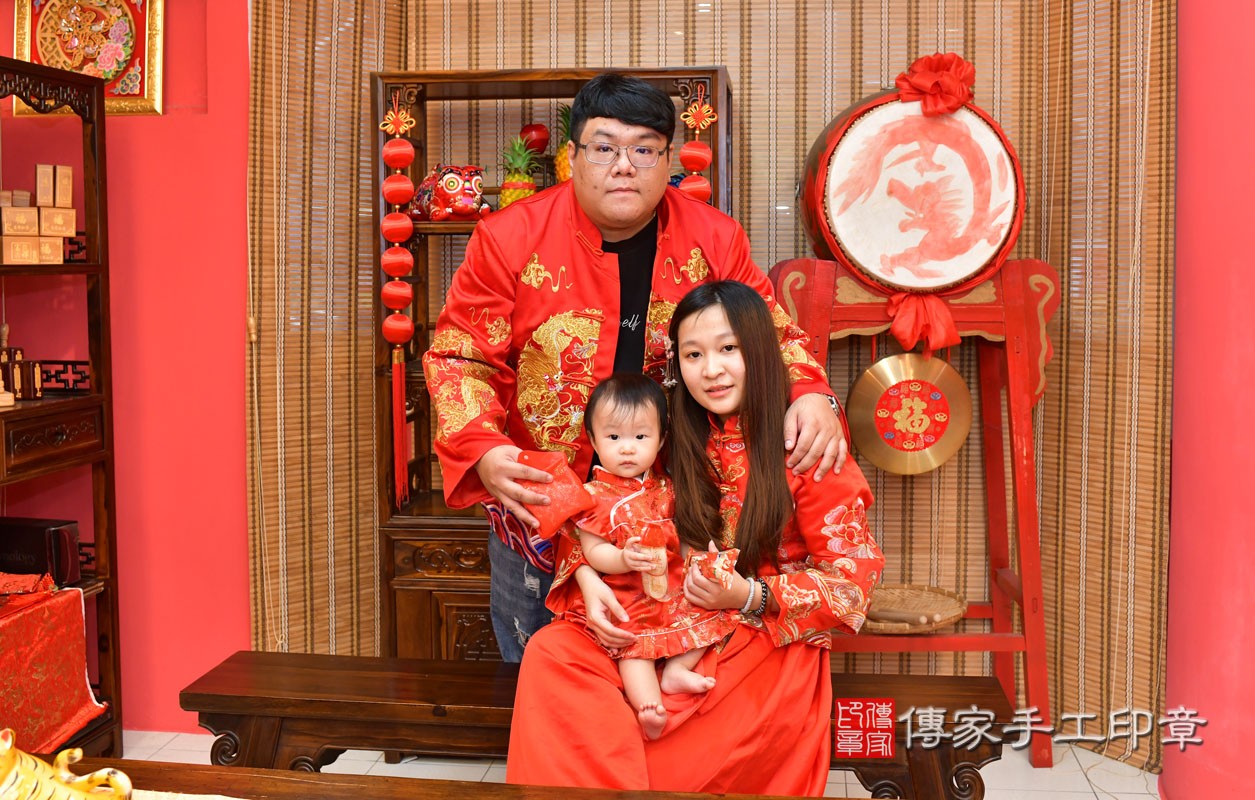 林家寶寶抓周-2021/09/13-成人中國風古裝禮服與小孩中國風古禮服樣式4.jpg