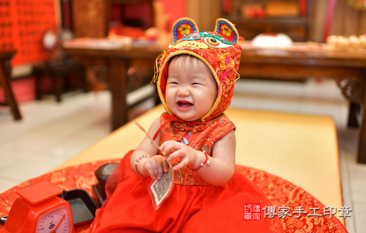 曾寶寶抓周-2021/09/05-中式小孩禮服樣式4.jpg