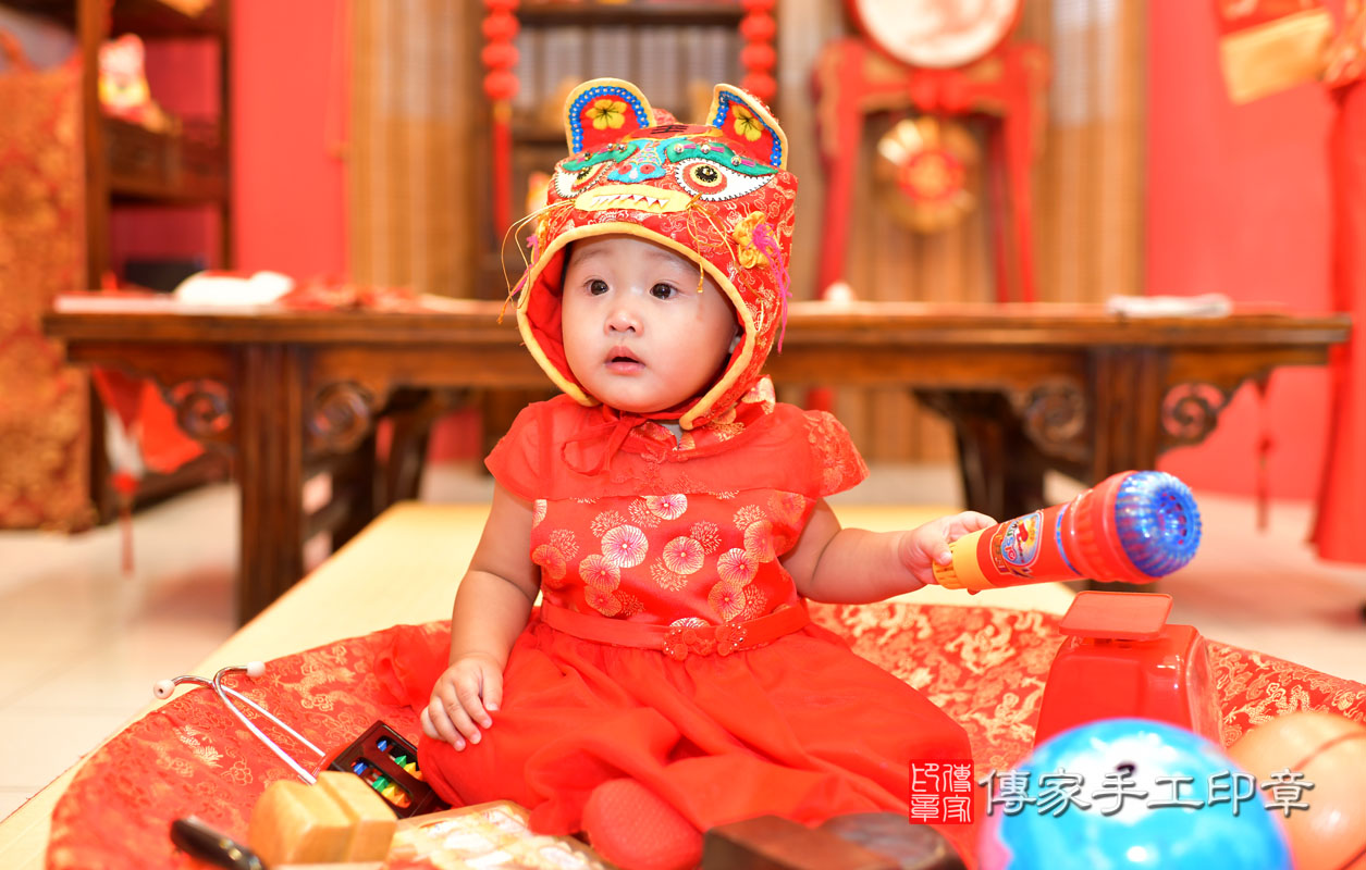 張寶寶抓周-2021/08/05-中式小孩禮服樣式2.jpg