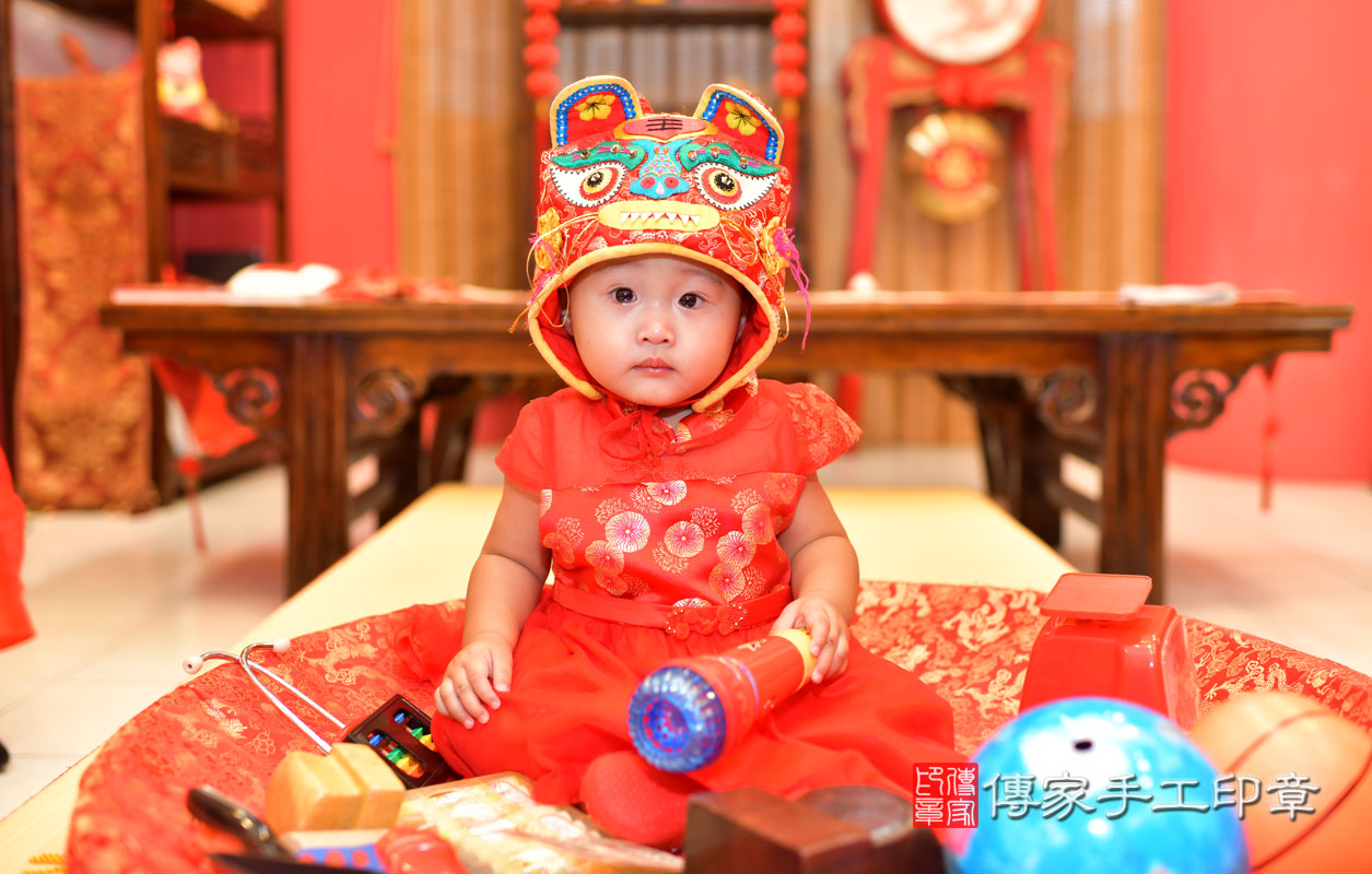 張寶寶抓周-2021/08/05-中式小孩禮服樣式1.jpg