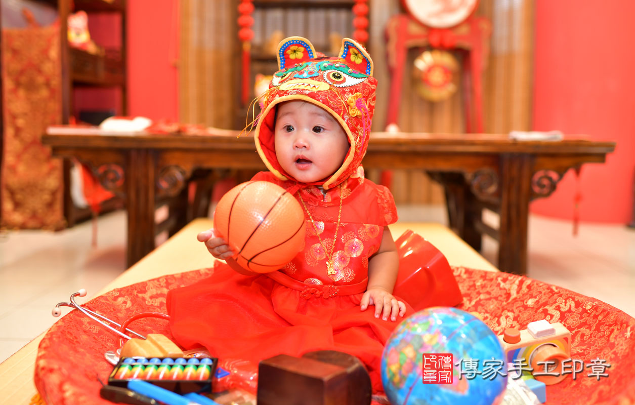 張寶寶抓周-2021/08/05-中式小孩禮服樣式4.jpg