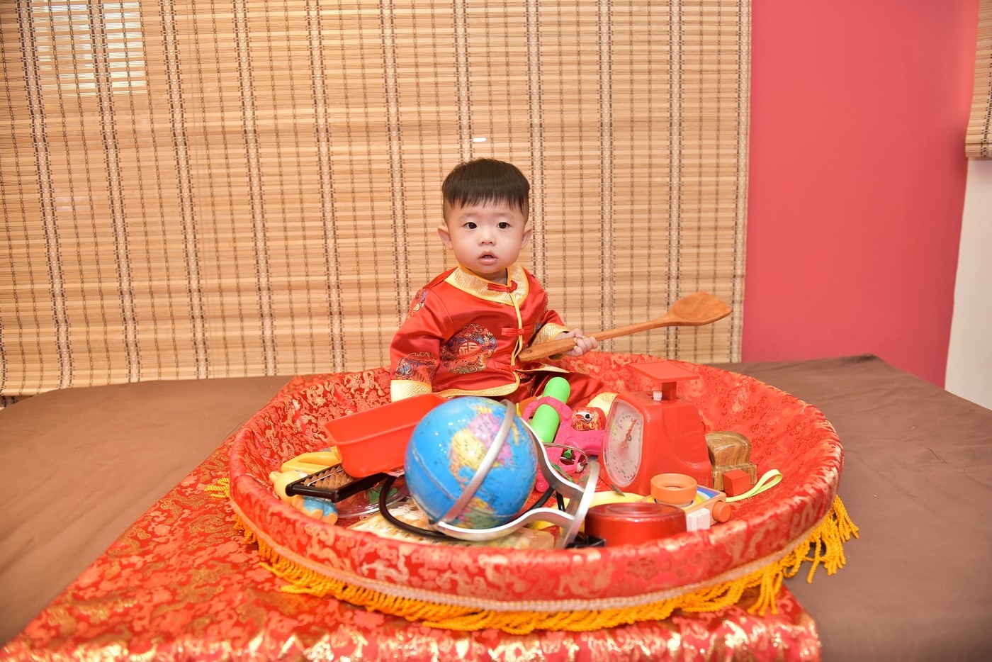 張寶寶抓周-2021/12/06-中式小孩禮服樣式.jpg
