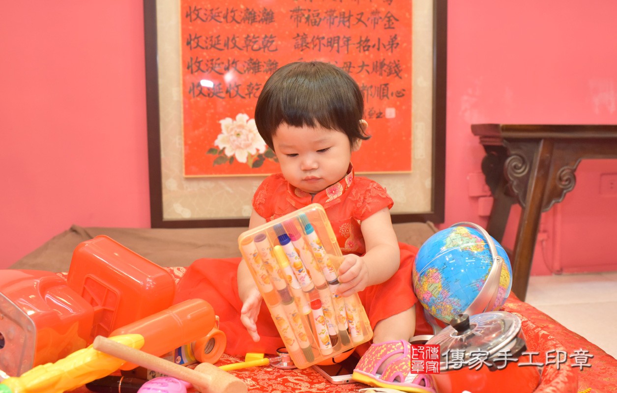 潘寶寶抓周-2020/10/03-中式小孩禮服樣式.jpg