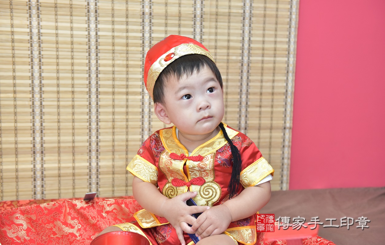 周寶寶抓周-2020/09/05-中式小孩禮服樣式.jpg