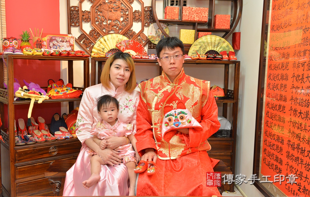 馬家寶寶抓周-2020/05/08-成人中國風古裝禮服與小孩中國風古禮服樣式.jpg