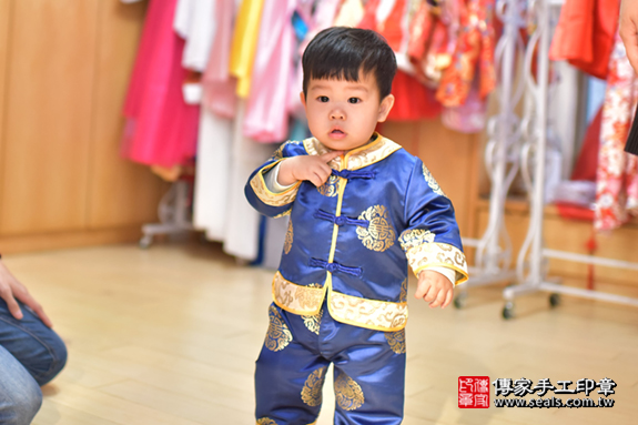 張寶寶抓周-2020/03/15-中式小孩禮服樣式.jpg