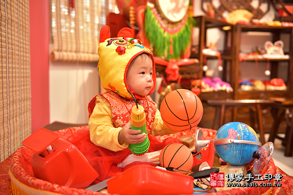 莊寶寶抓周-2019/12/10-中式小孩禮服樣式.jpg