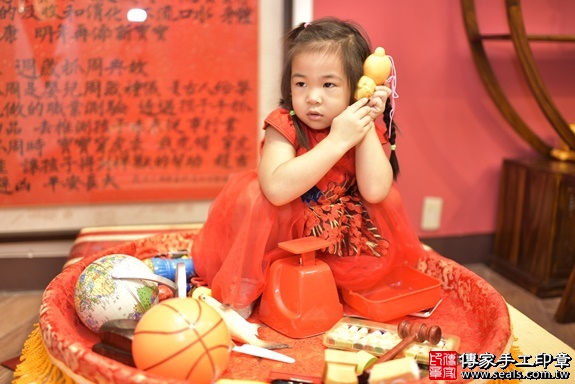 2019/09/29-兒童中國風古裝禮服樣式.jpg