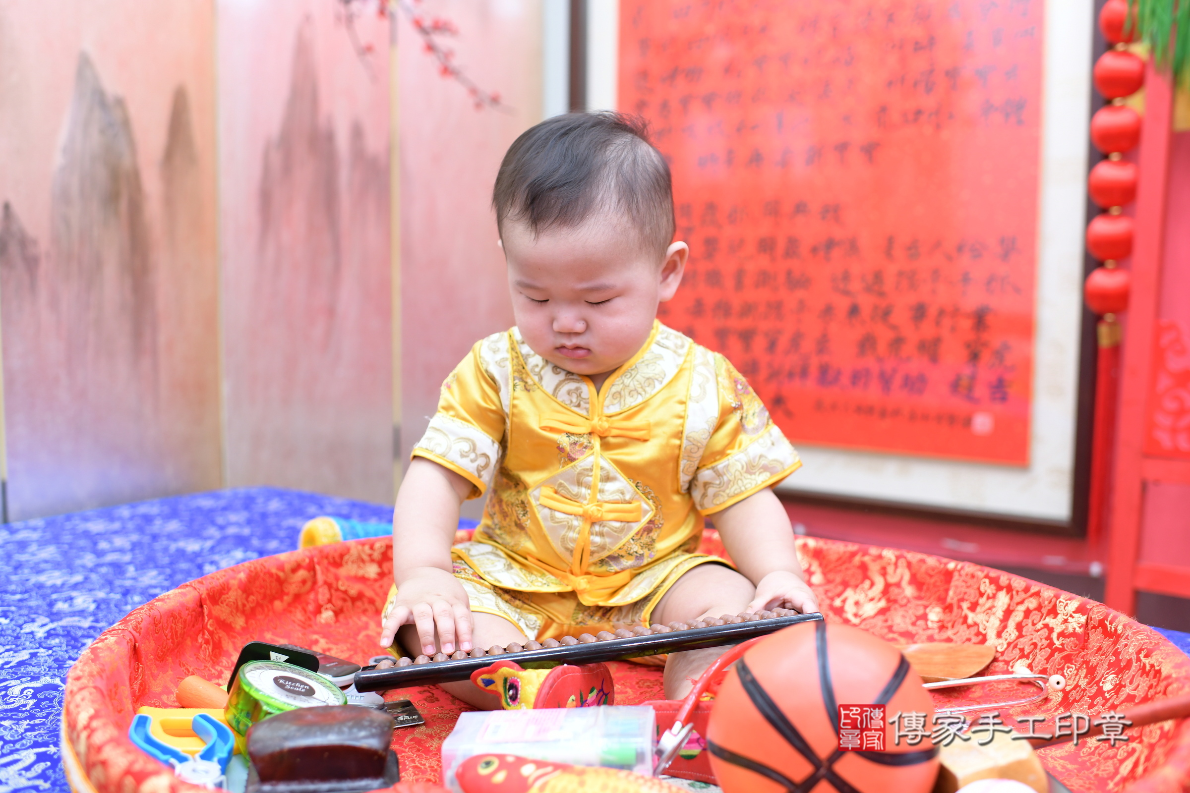 軒軒寶寶抓周，小孩古裝禮服照。地點：傳家「新北店」古禮會場，照片4