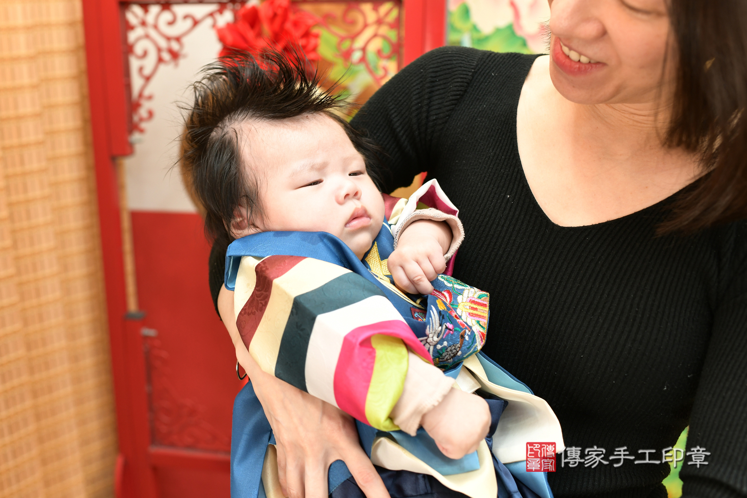 小廸寶寶剃頭，小孩古裝禮服照。地點：傳家「台北店」古禮會場，照片1