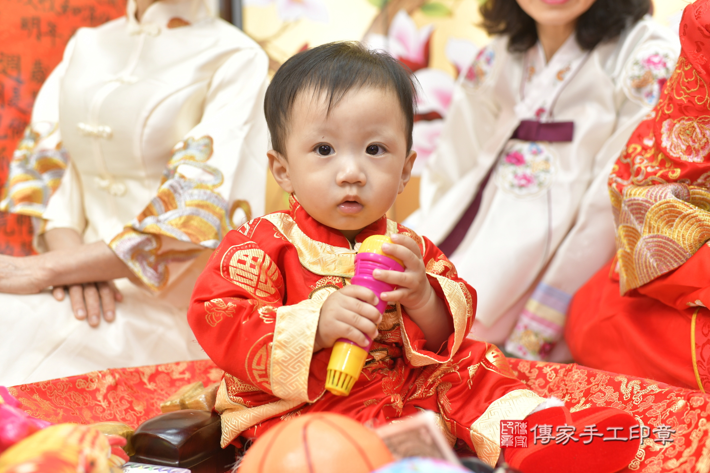 小旭寶寶抓周，小孩古裝禮服照。地點：傳家「新竹店」古禮會場，照片1