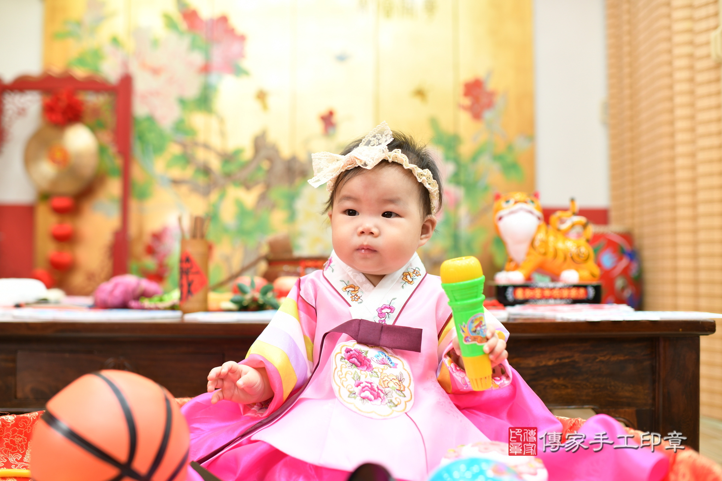 嘉嘉寶寶抓周，小孩古裝禮服照。地點：傳家「新北店」古禮會場，照片4