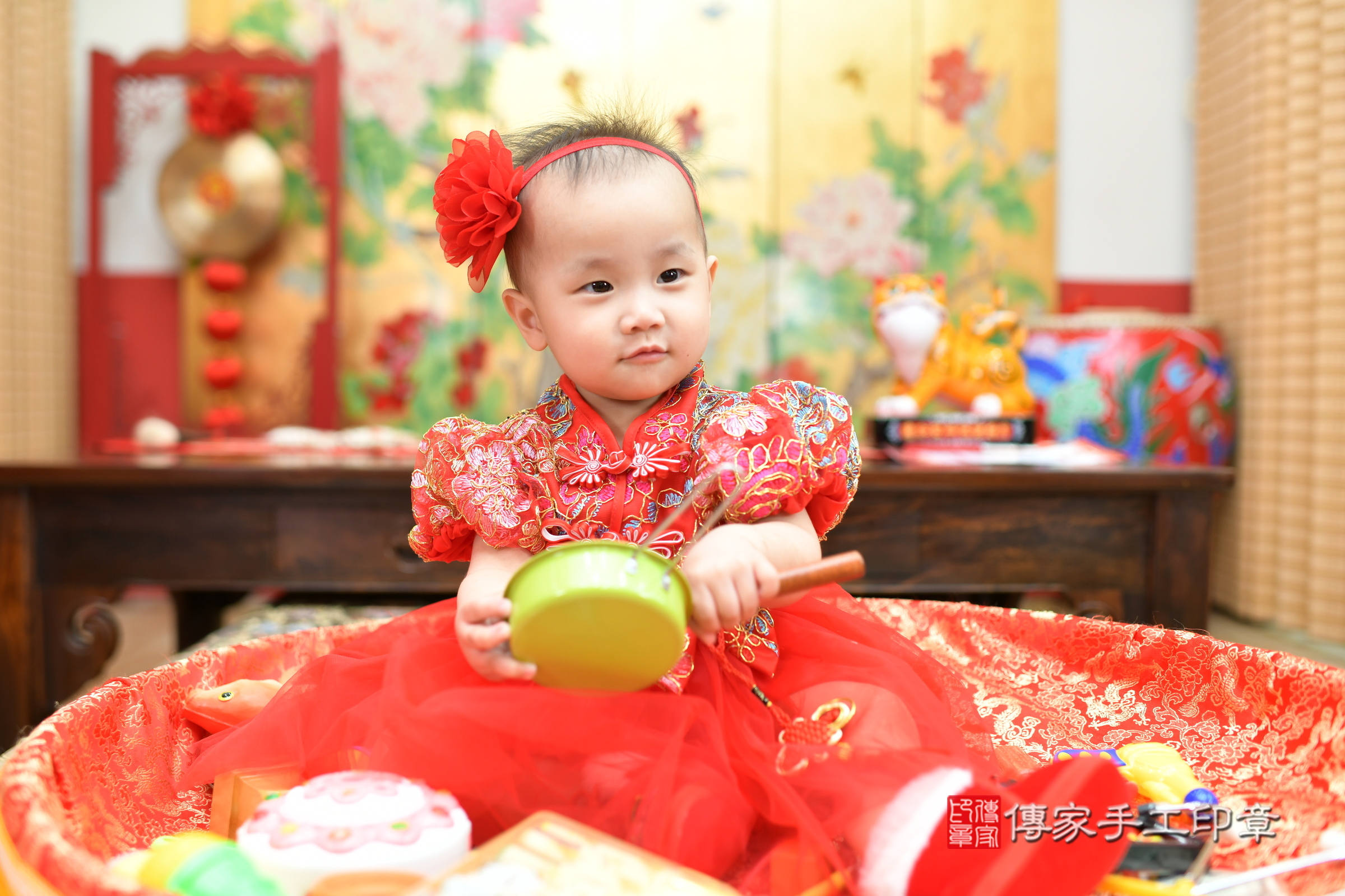 喬喬寶寶抓周，小孩古裝禮服照。地點：傳家「台北店」古禮會場，照片1