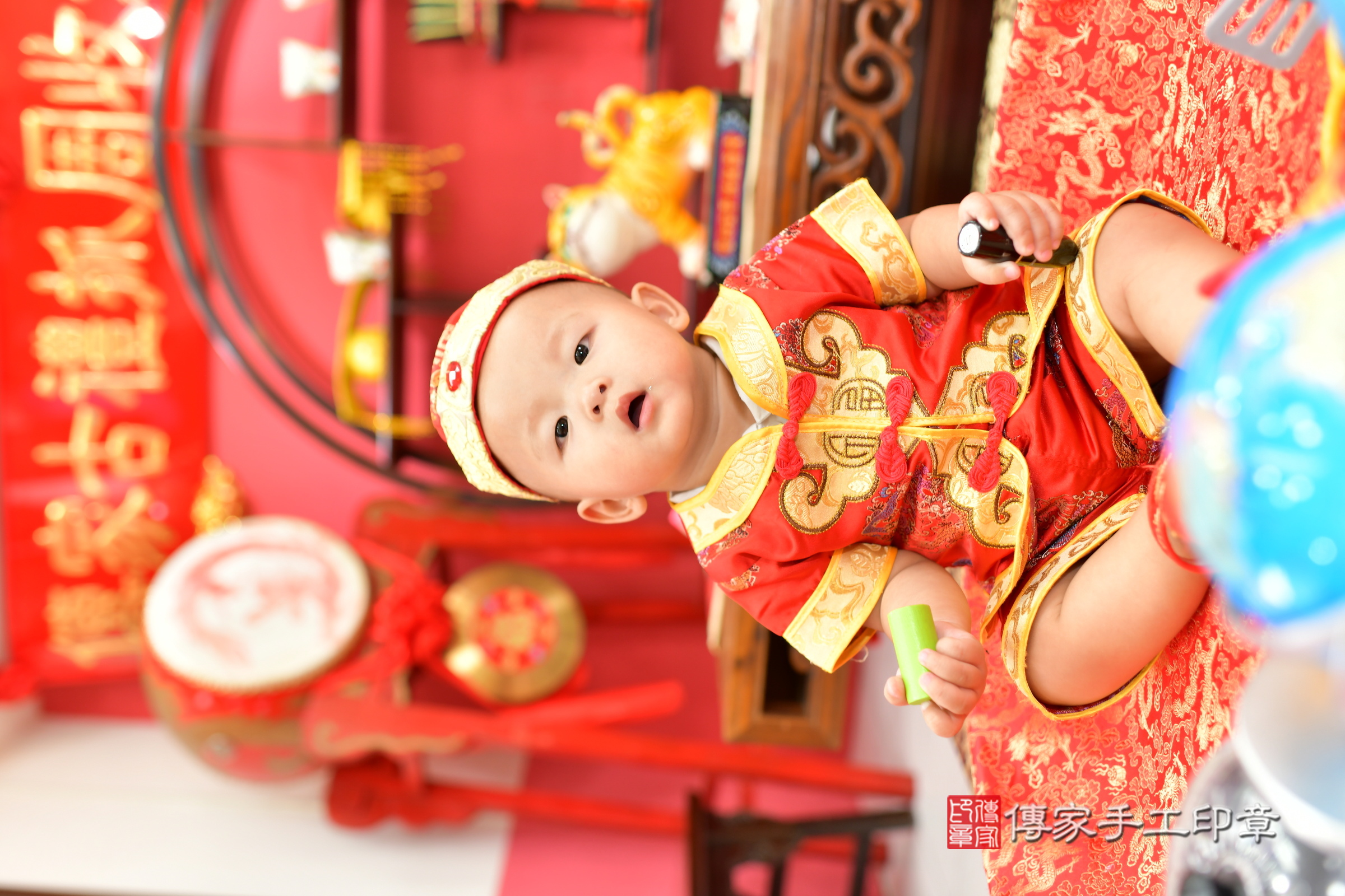 小宇寶寶抓周，小孩古裝禮服照。地點：傳家「台中店」古禮會場，照片4