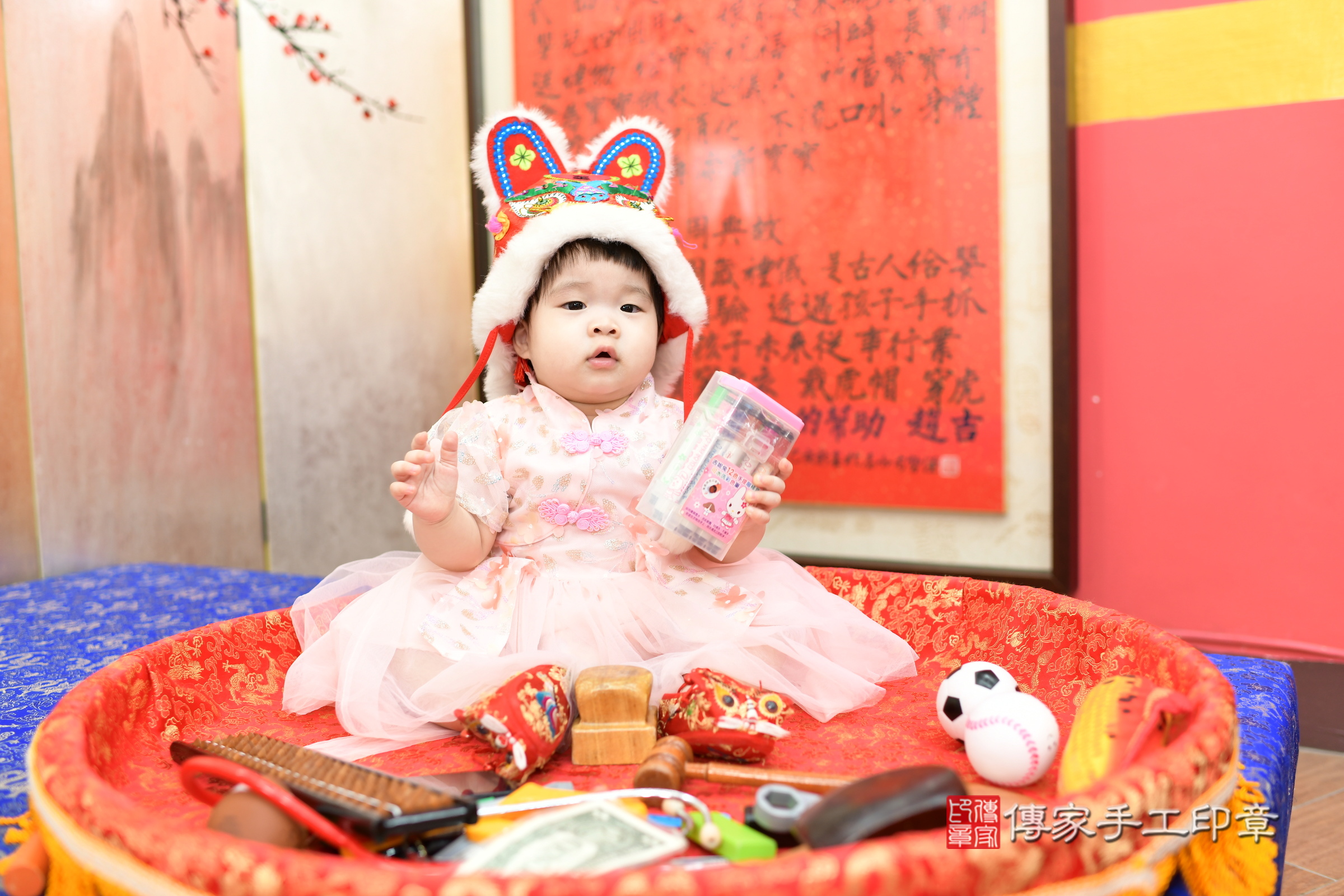 小梒寶寶抓周，小孩古裝禮服照。地點：傳家「新北店」古禮會場，照片4