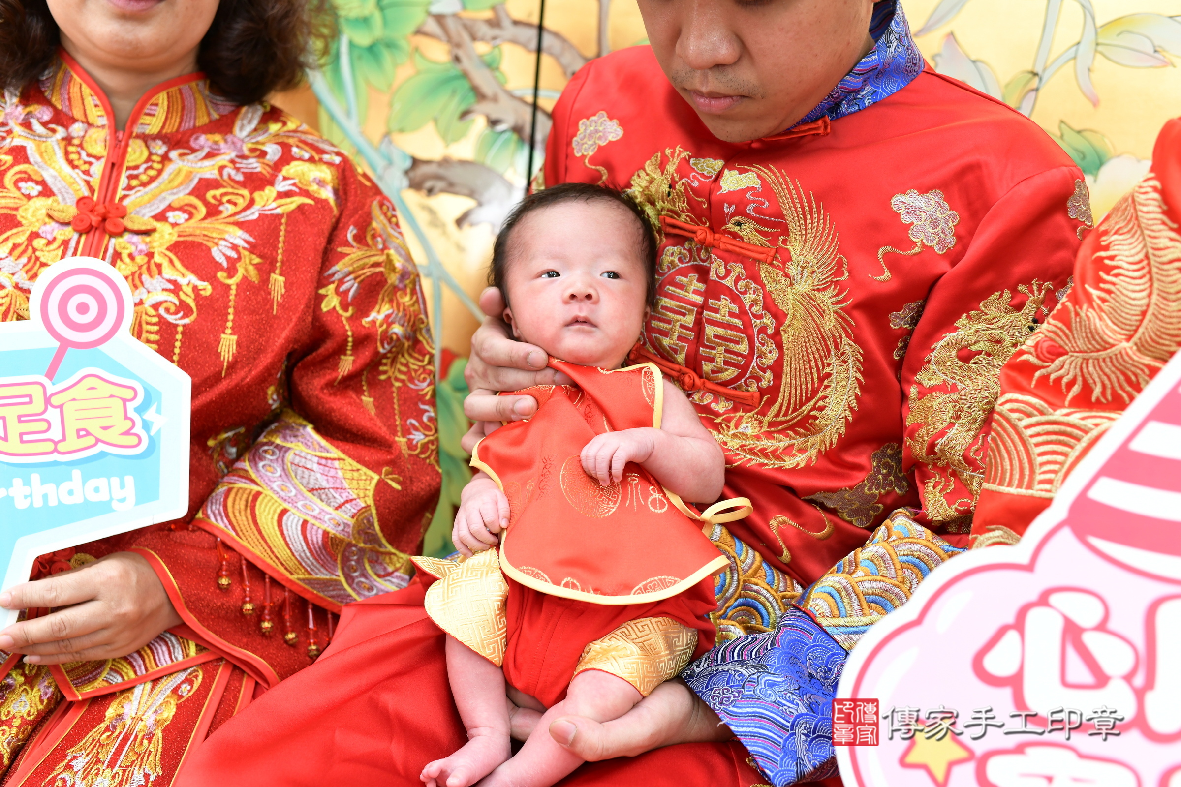 小亦寶寶剃頭，小孩古裝禮服照。地點：傳家「台北店」古禮會場，照片1