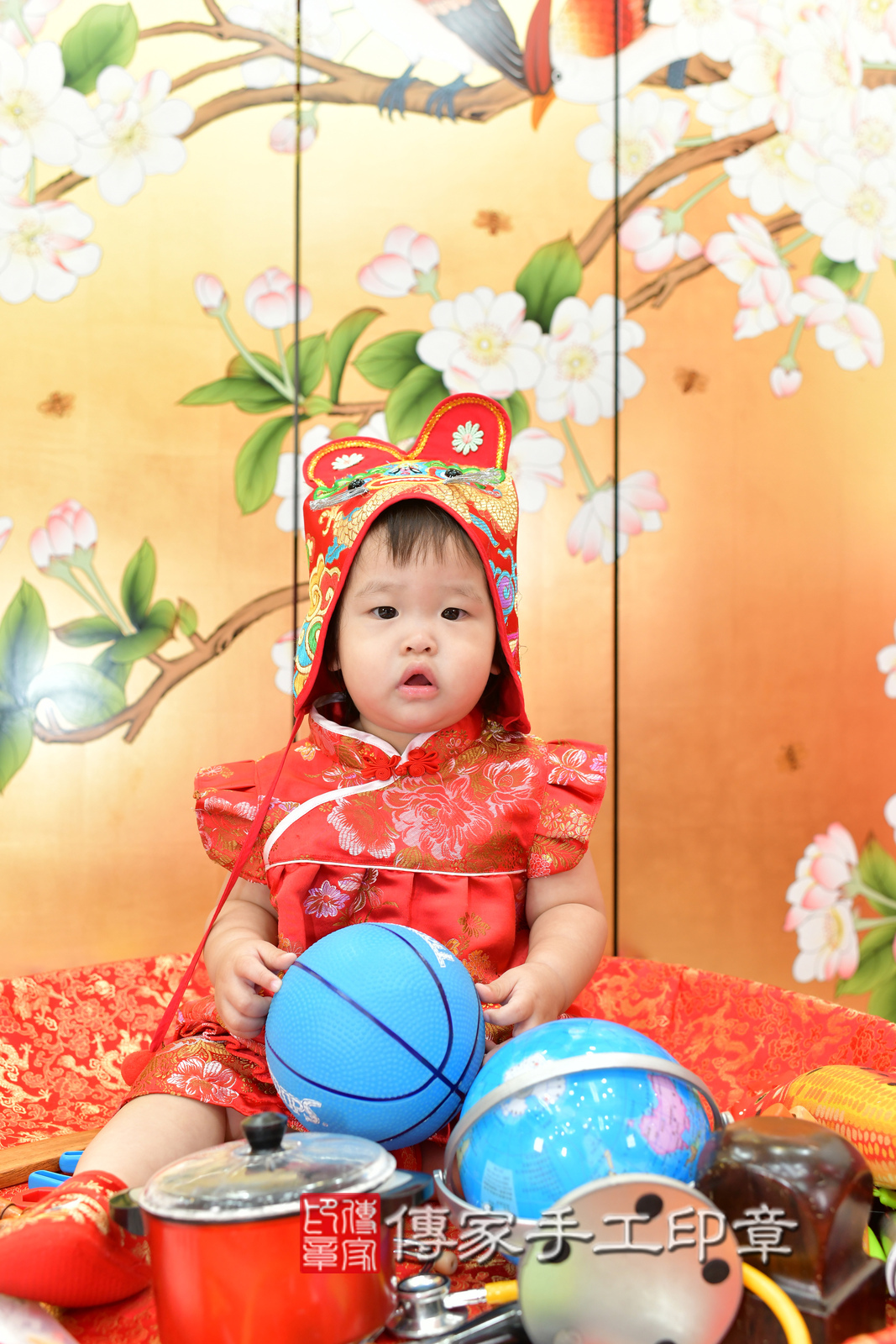 小瑜寶寶抓周，小孩古裝禮服照。地點：傳家「台中店」古禮會場，照片2