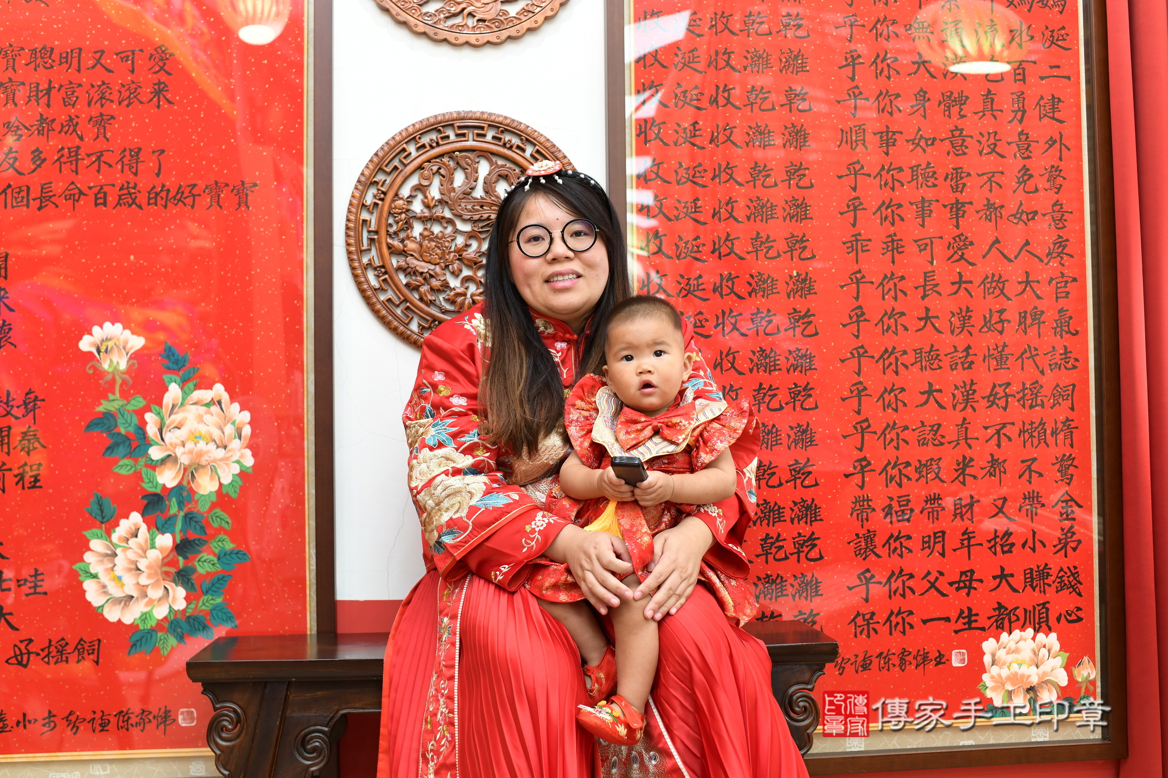 瑄瑄寶寶抓周，成人與小孩古裝禮服照。地點：傳家「台北店」古禮會場，照片4
