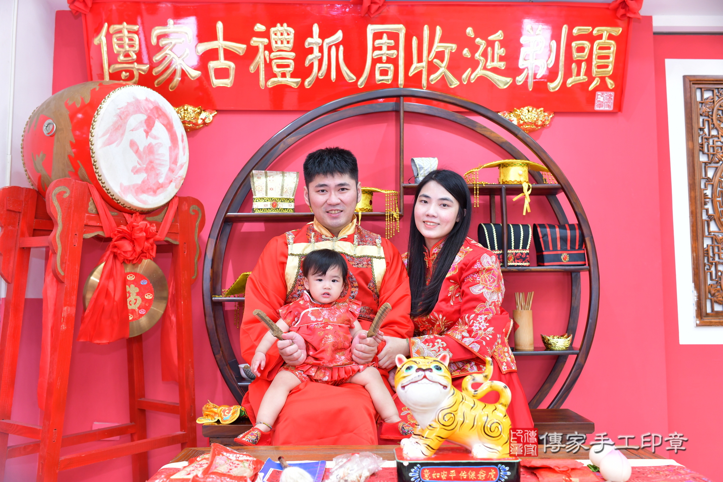 寧寧寶寶抓周，成人與小孩古裝禮服照。地點：傳家「台中店」古禮會場，照片4