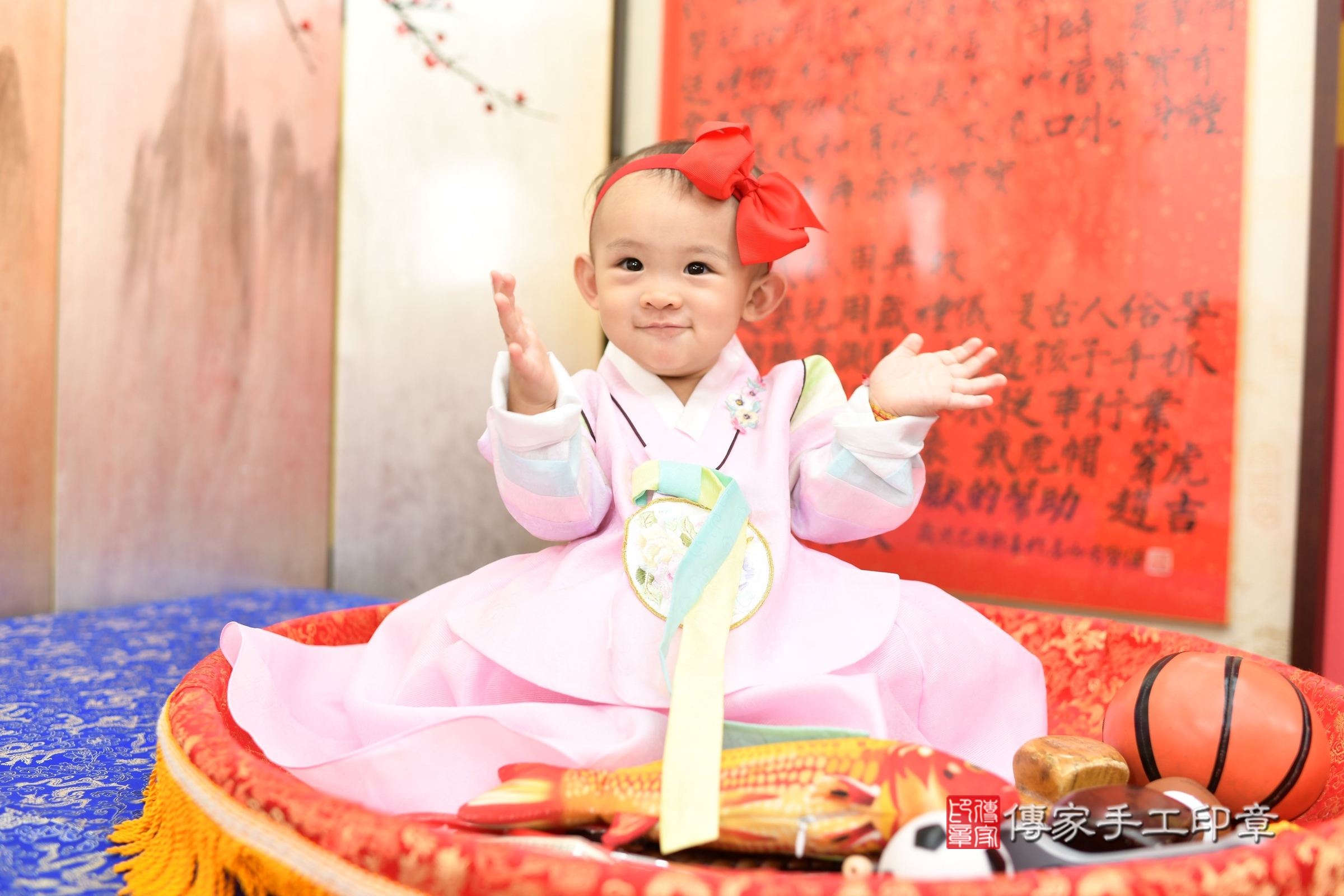 菱菱寶寶抓周，小孩古裝禮服照。地點：傳家「新北店」古禮會場，照片2