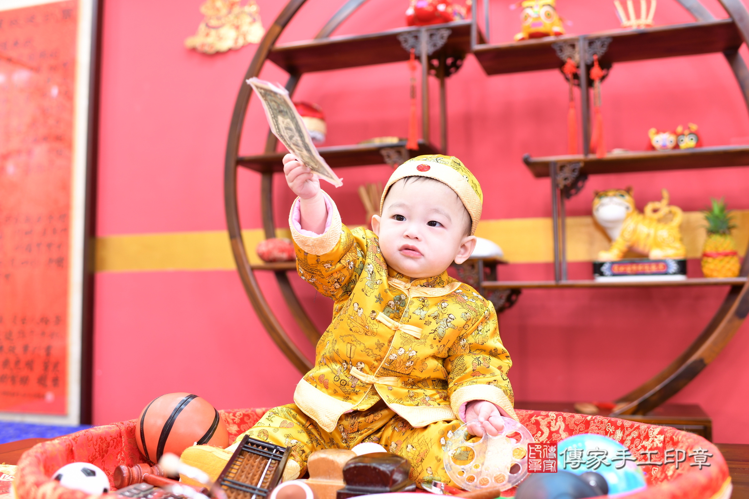 小愷寶寶抓周，小孩古裝禮服照。地點：傳家「新北店」古禮會場，照片4