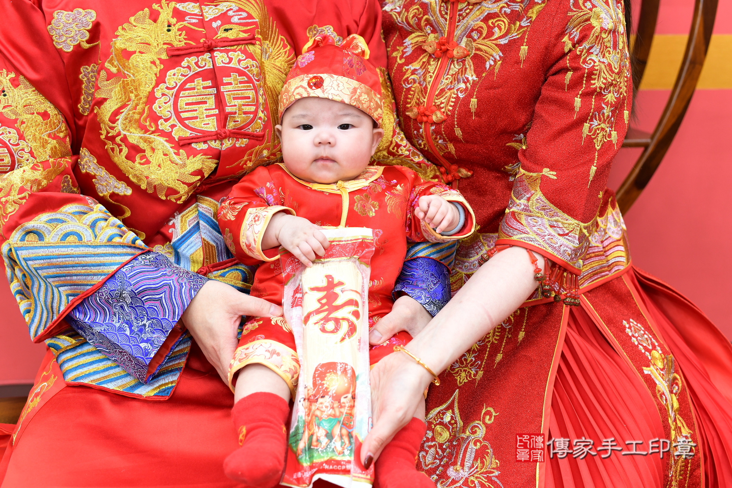 小璇寶寶收涎，小孩古裝禮服照。地點：傳家「新北店」古禮會場，照片3