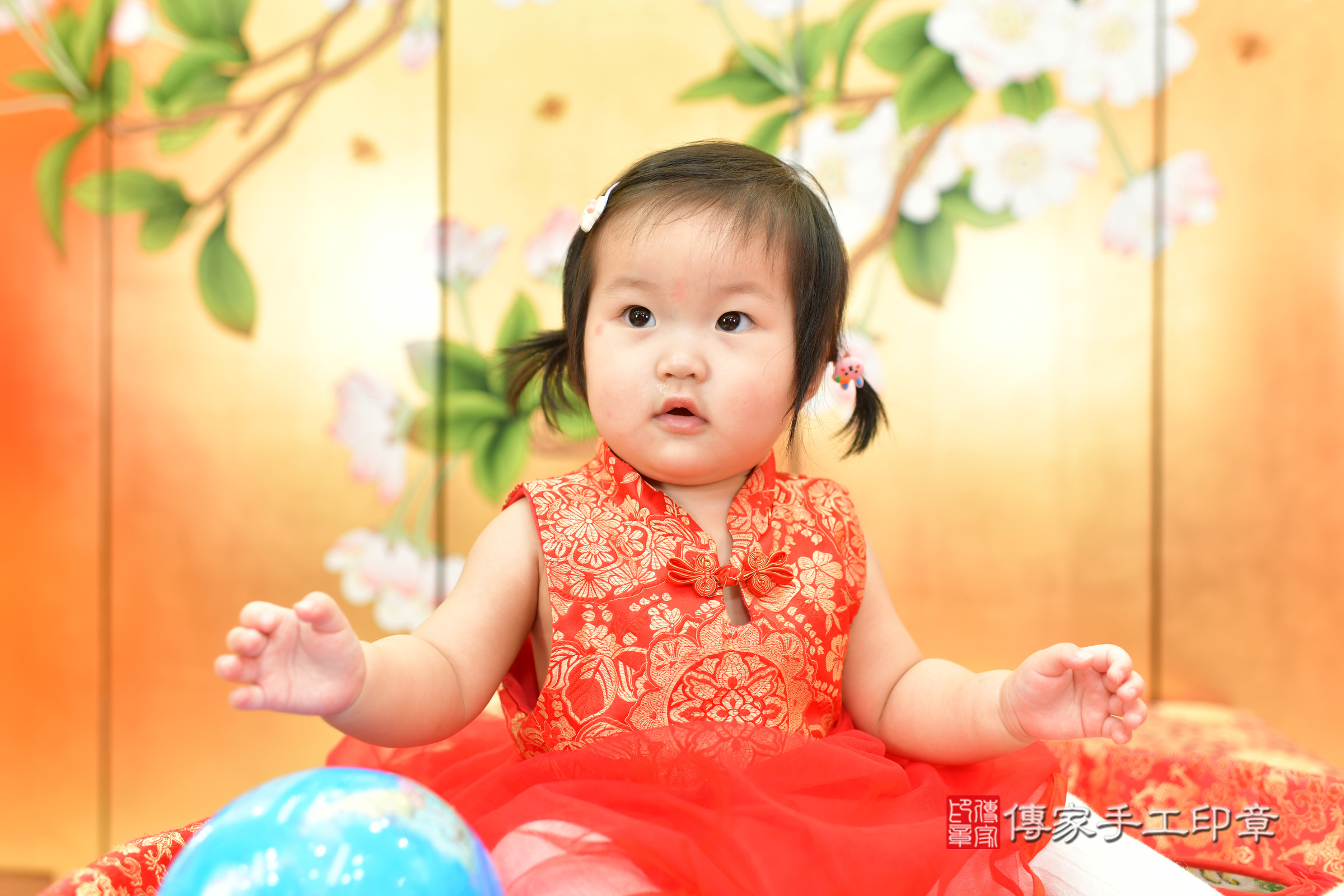 晴晴寶寶抓周，小孩古裝禮服照。地點：傳家「台中店」古禮會場，照片2