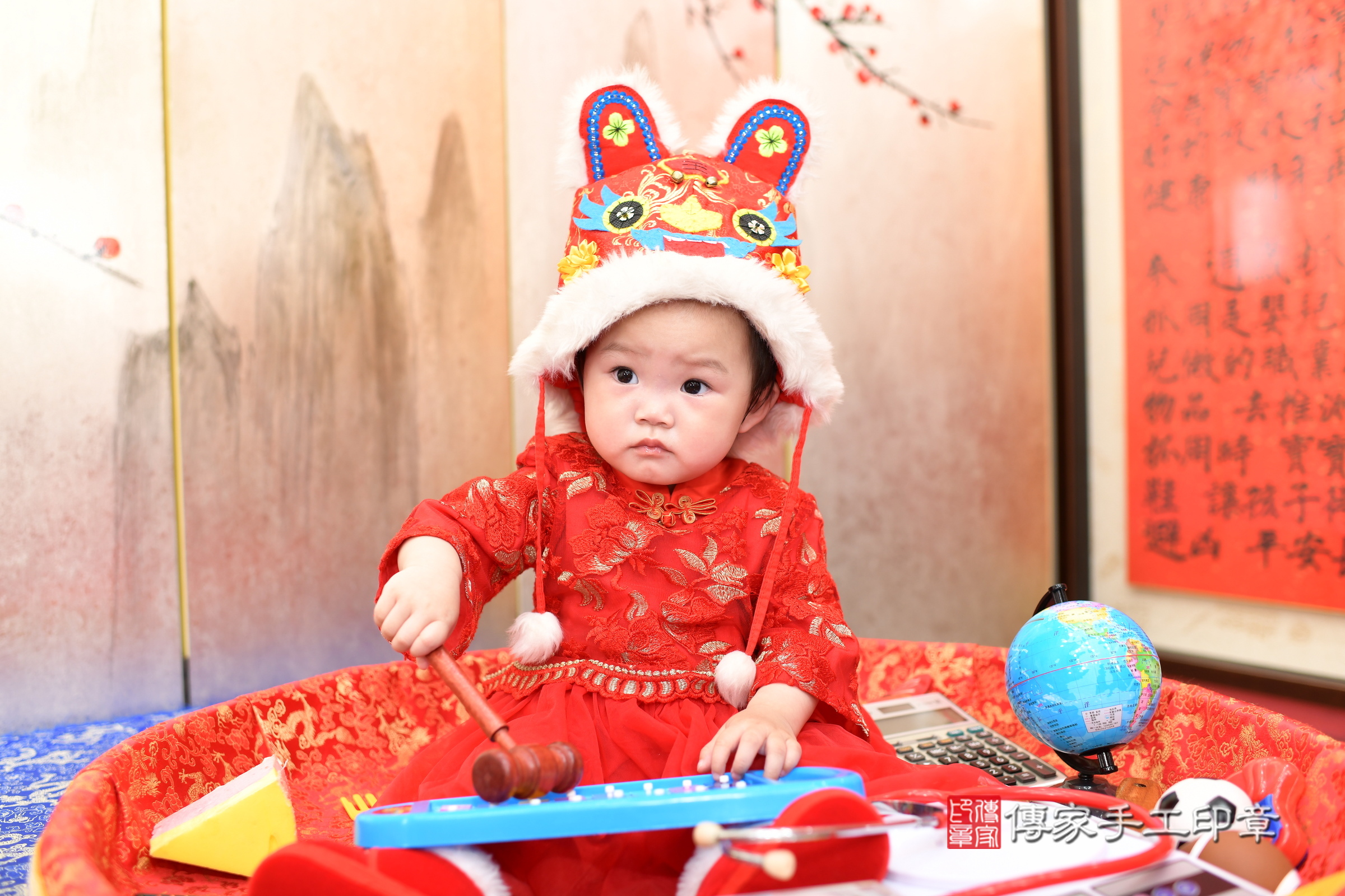 小雨寶寶和小宥寶寶抓周，小孩古裝禮服照。地點：傳家「新北店」古禮會場，照片2