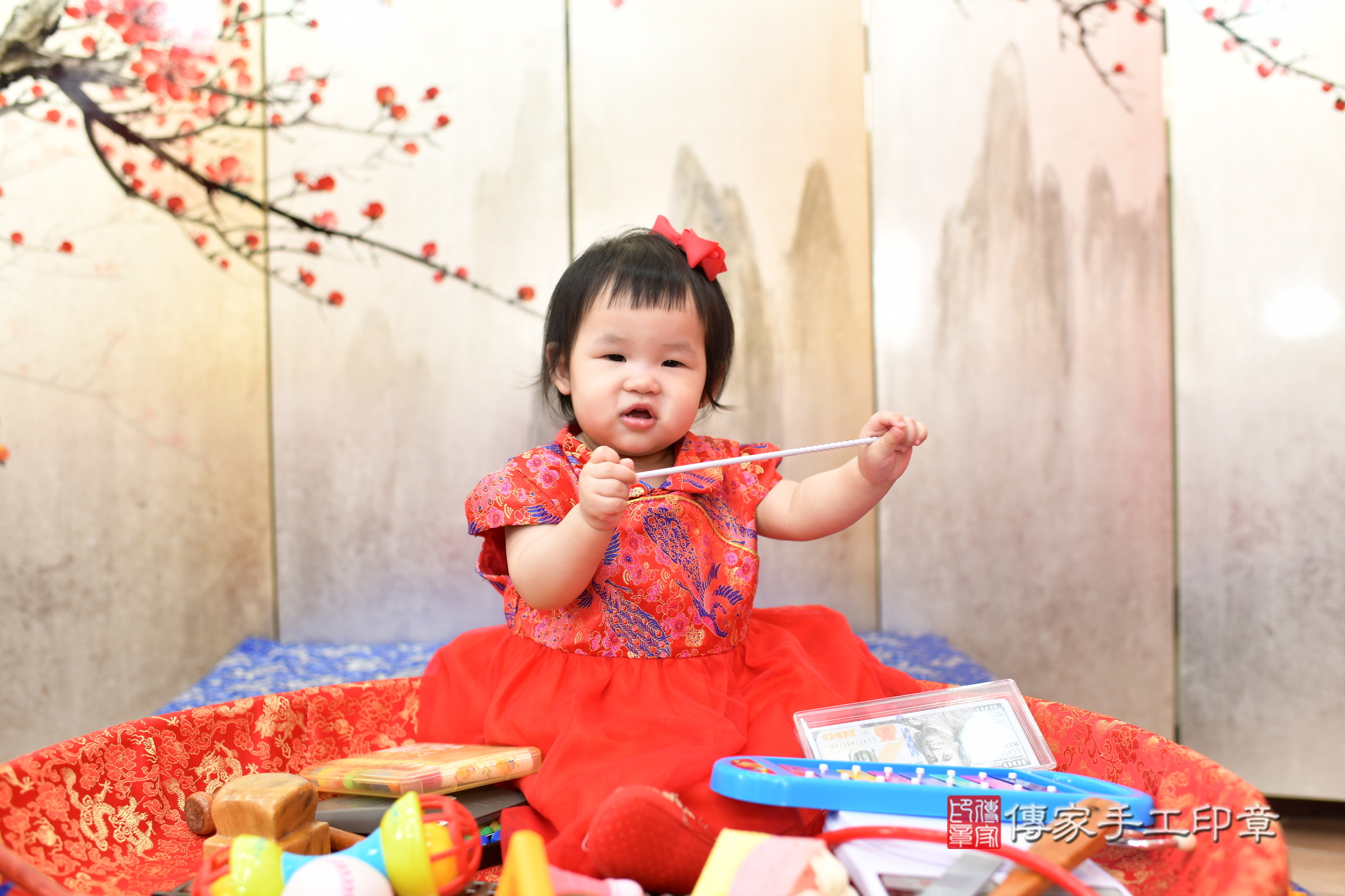 小渝寶寶抓周，小孩古裝禮服照。地點：傳家「新北店」古禮會場，照片3