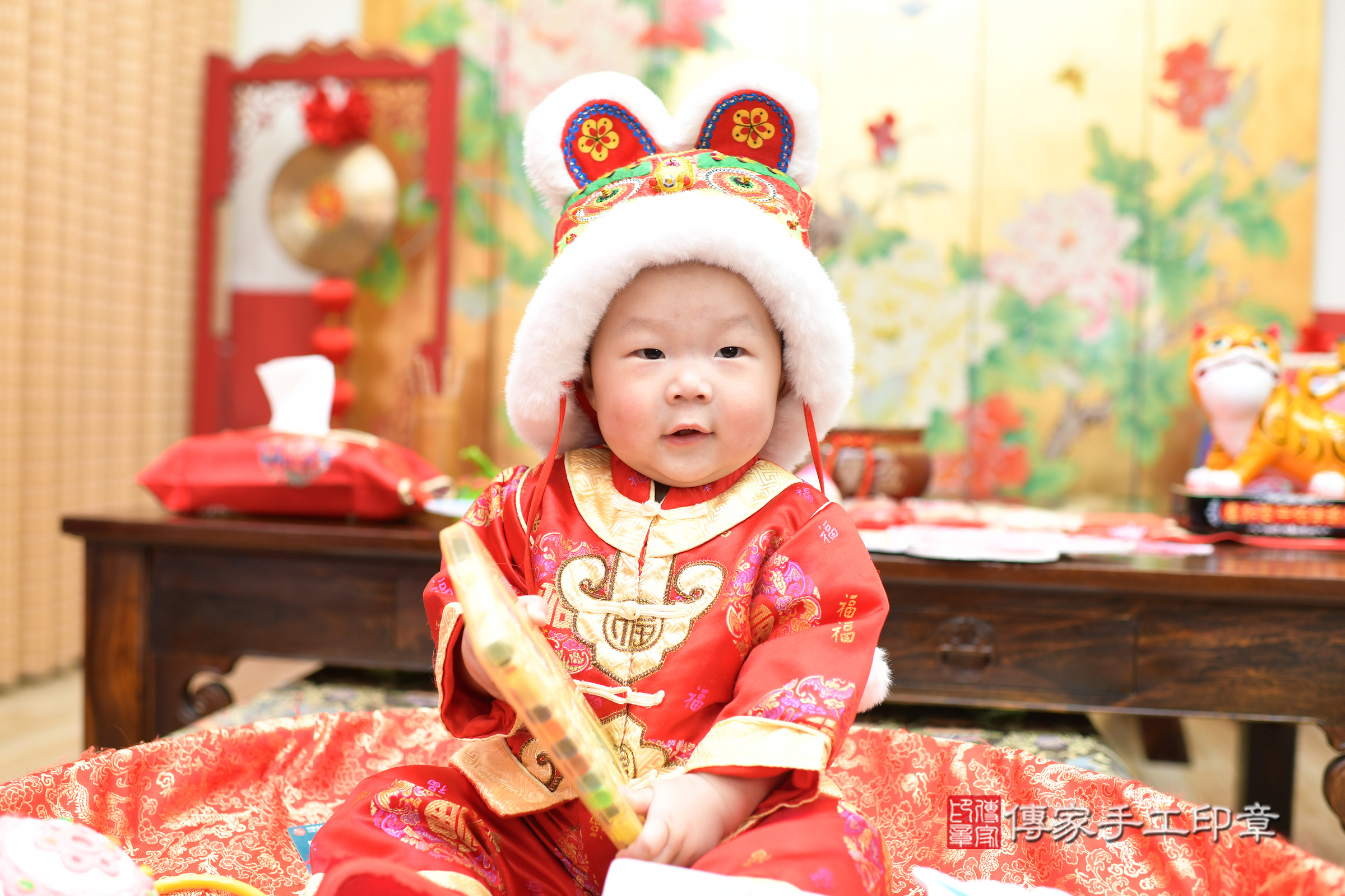 凡凡寶寶抓周，小孩古裝禮服照。地點：傳家「台北店」古禮會場，照片3