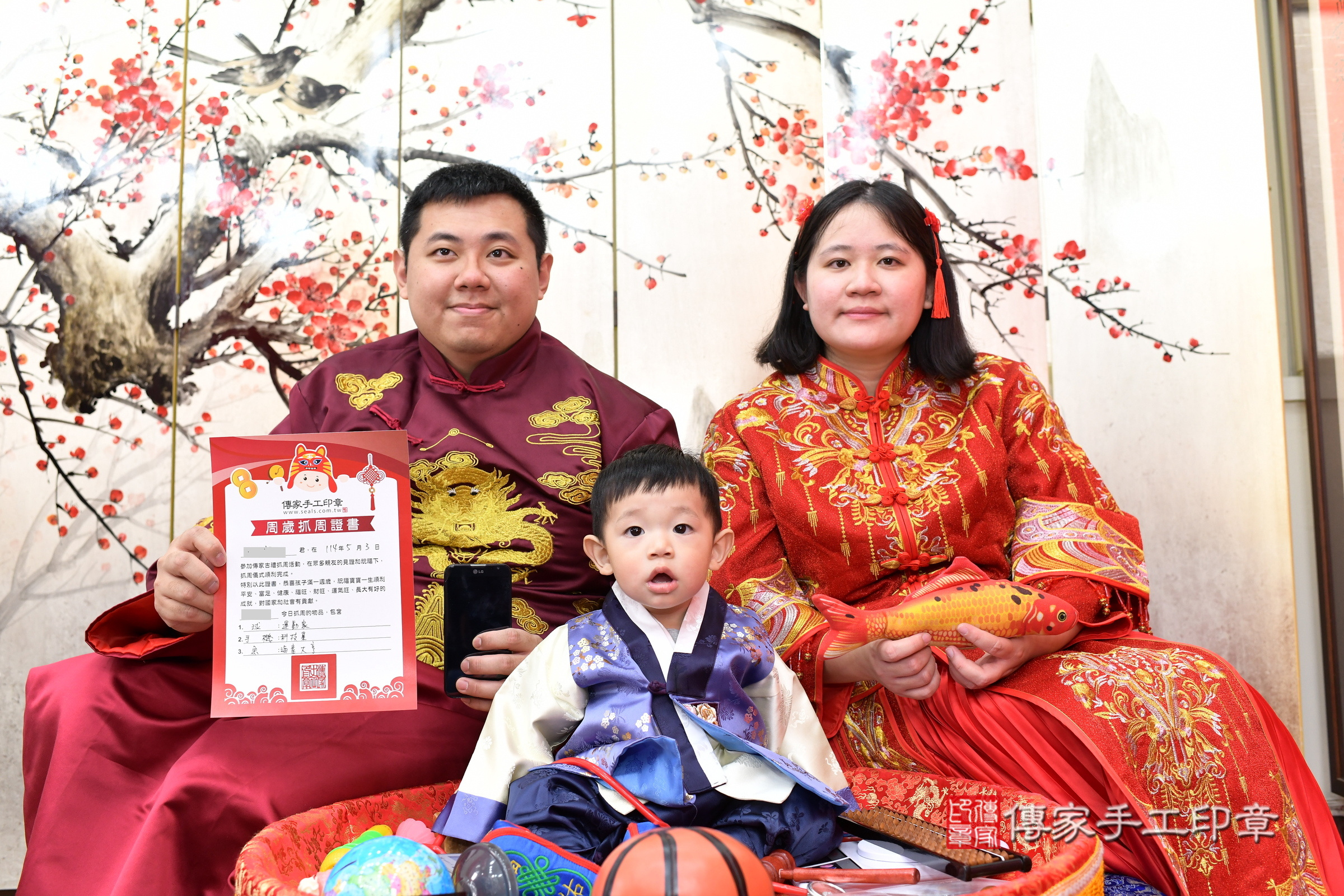 佑佑寶寶抓周，成人與小孩古裝禮服照。地點：傳家「新北店」古禮會場，照片4