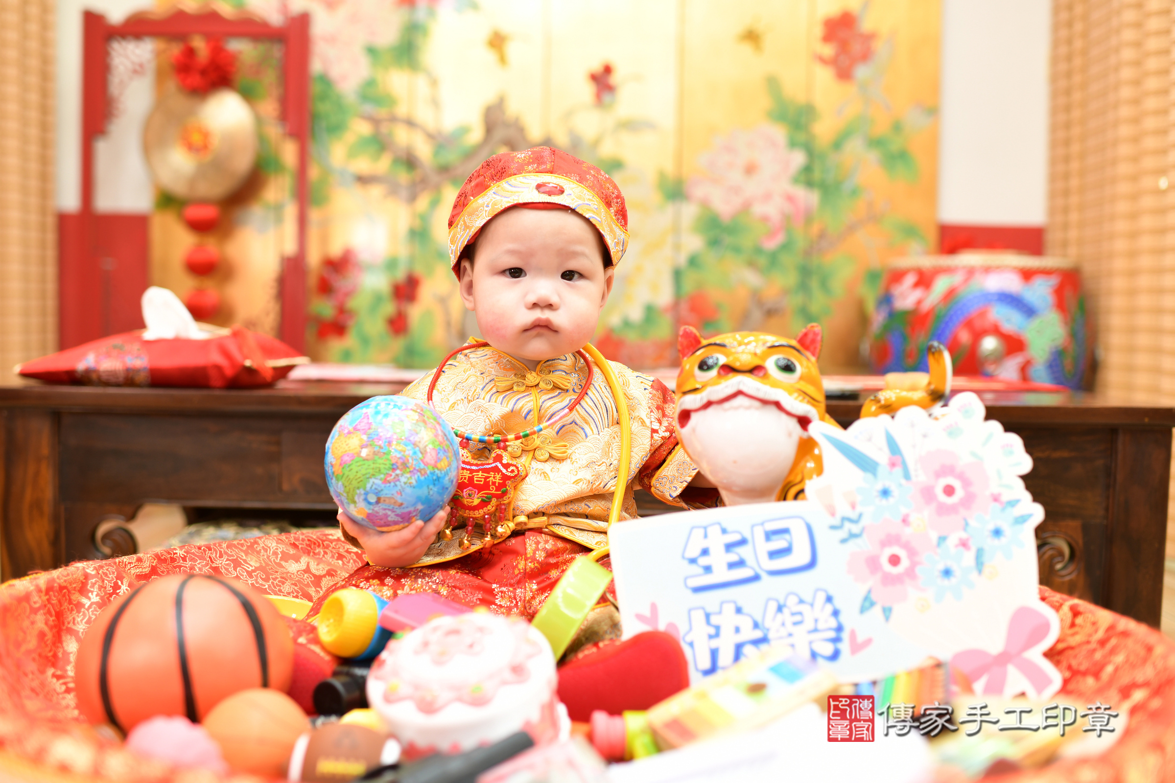 小瑔寶寶抓周，小孩古裝禮服照。地點：傳家「台北店」古禮會場，照片4